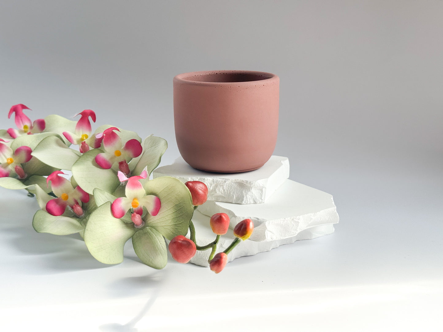 Concrete Tulip shape Candle Vessel, 8 oz